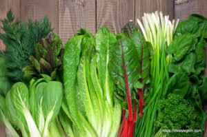 10 Superfoods That Help You Detoxify Your Body: A Comprehensive Guide 3 Green Leafy Vegetables 4